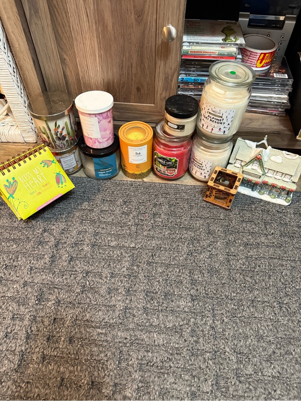 Assorted Scented Candles Bundle - Multi-Color
